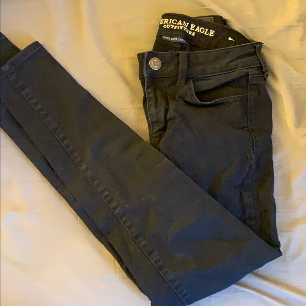 black american eagle jeans